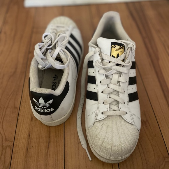 Preworn Adidas Superstars - Picture 2 of 3